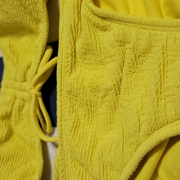 Xhilaration Yellow Textured Cinch Front Bralette Bikini Set~Medium - Picture 3 of 6